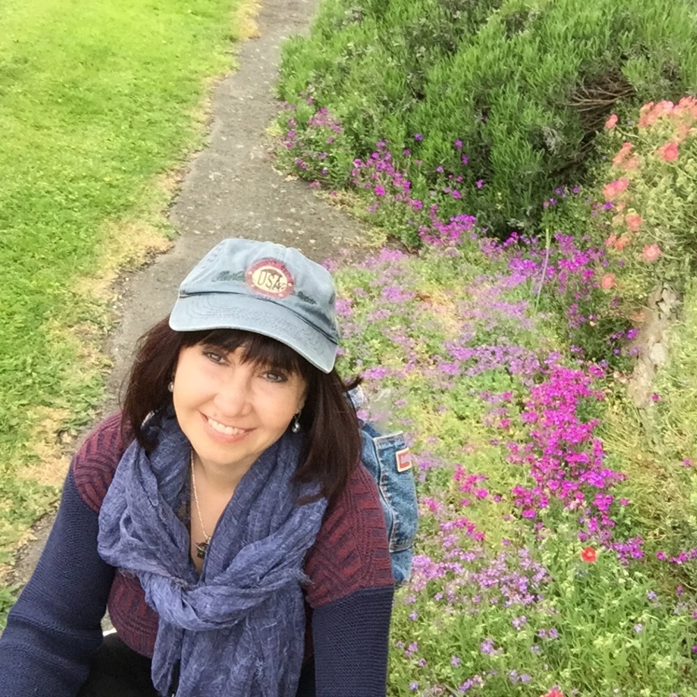 Meet your Posher, Elena